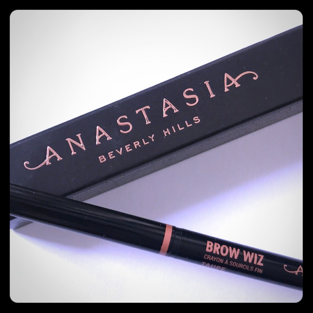 Anastasia Beverly Hills Brow Wiz in Taupe. NIB